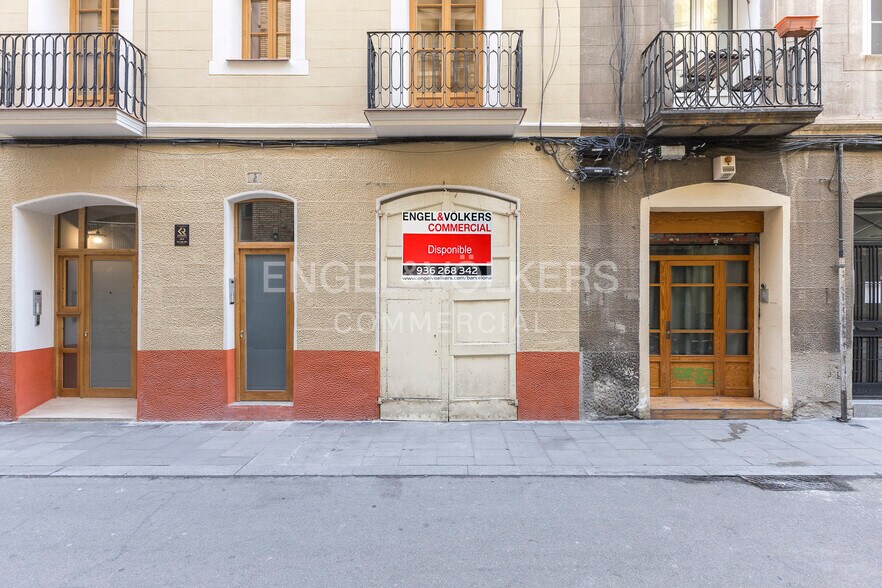 Retail in Barcelona, Barcelona to rent - Building Photo - Image 2 of 3
