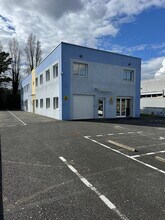 14 Rue Condorcet, Cenon to rent Interior Photo- Image 2 of 3