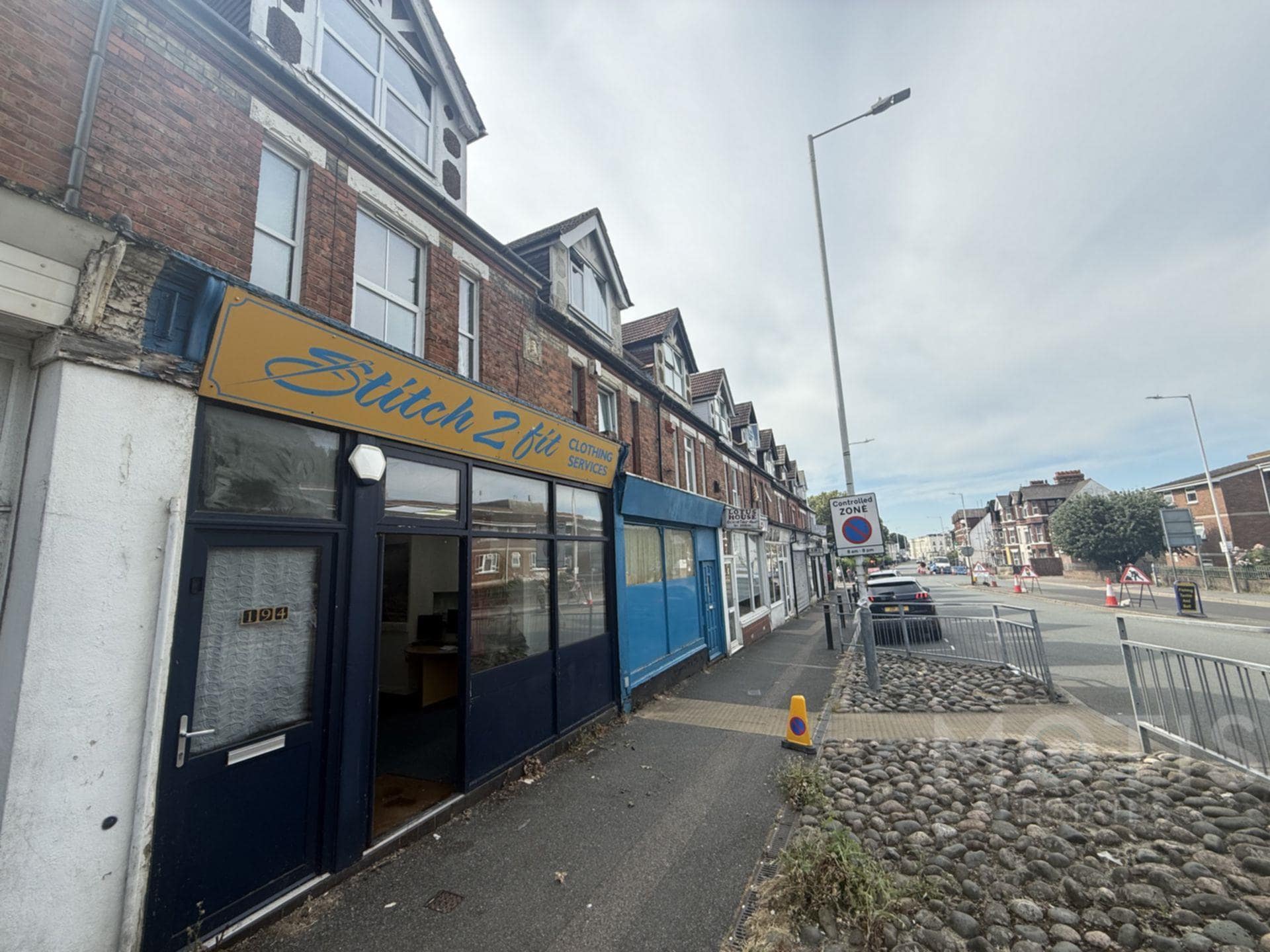 194 Dover Rd, Folkestone to rent Building Photo- Image 1 of 5