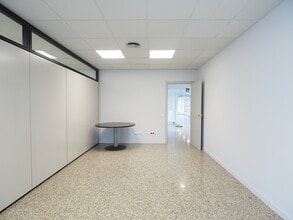 Office in Granollers, Barcelona to rent Interior Photo- Image 2 of 17