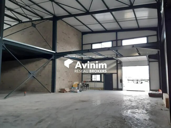 Location Local d'activités 508 m²