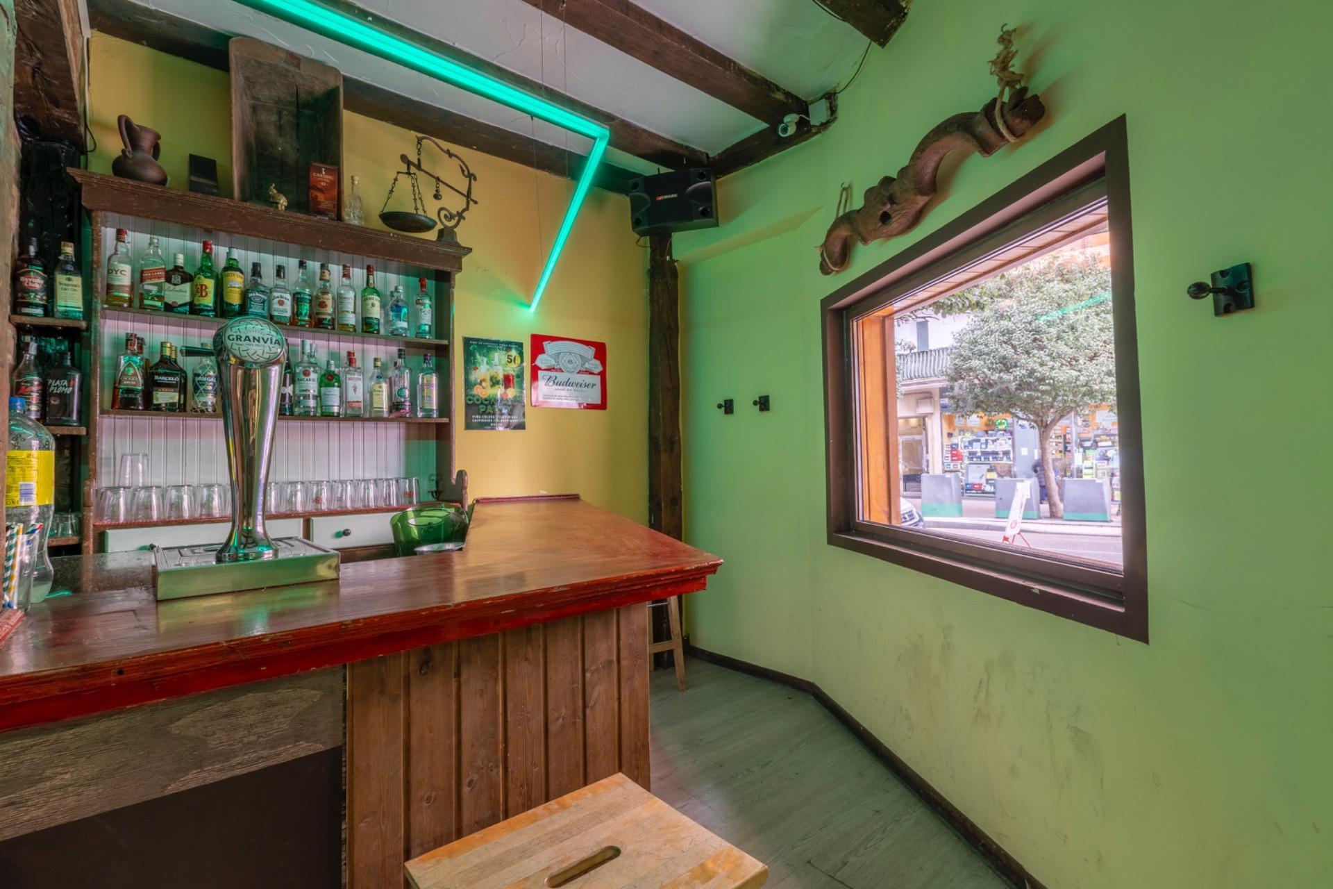 Retail in Valladolid, Valladolid for sale Interior Photo- Image 1 of 47
