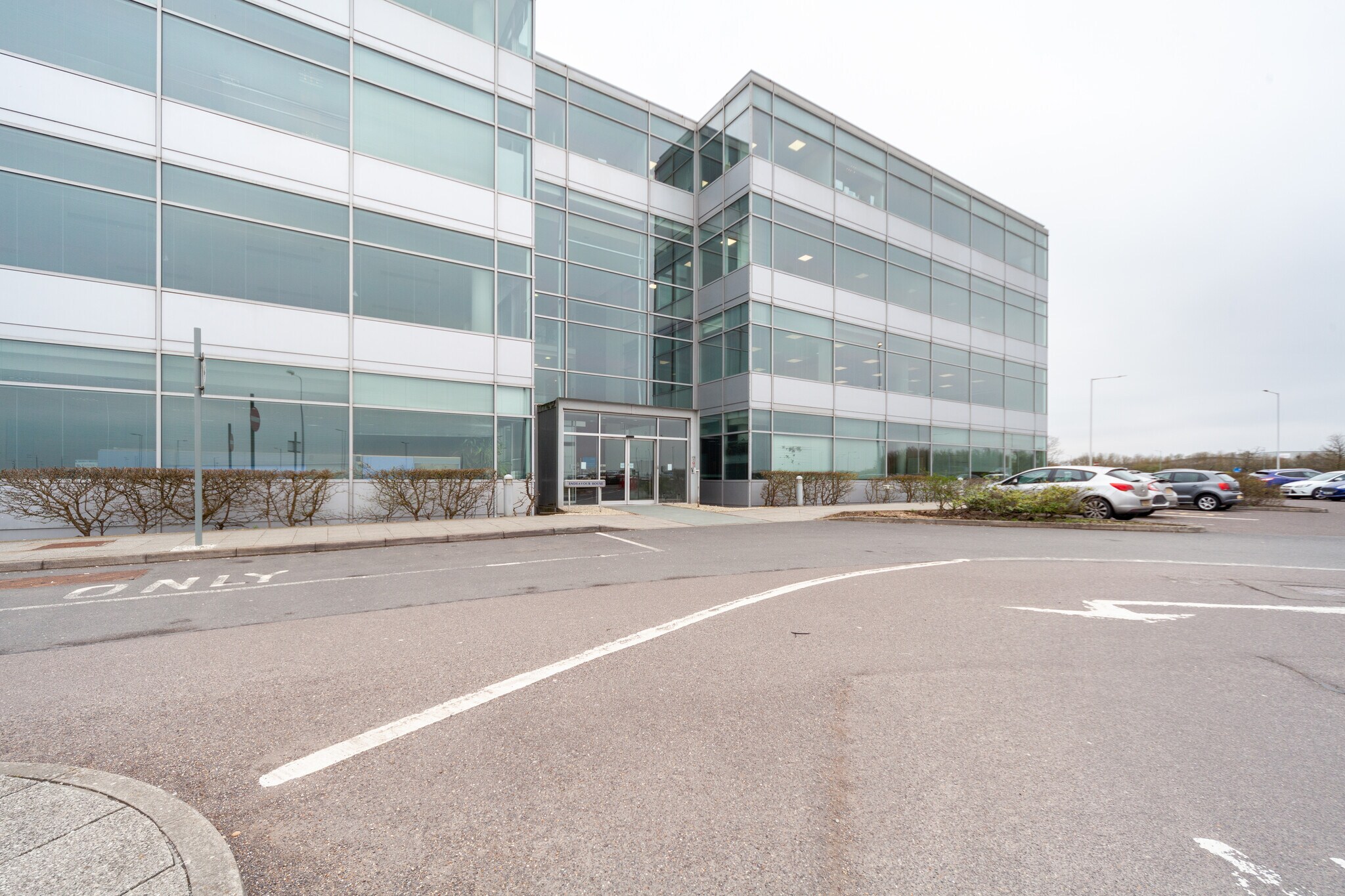 Coopers End Rd, Stansted to rent Building Photo- Image 1 of 8