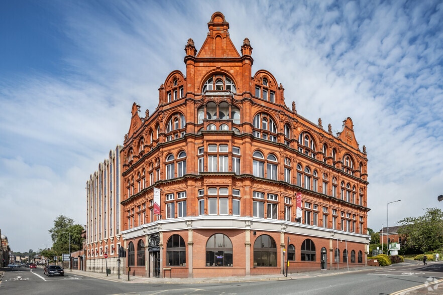 St. Georges Rd, Bolton to rent - Building Photo - Image 1 of 4