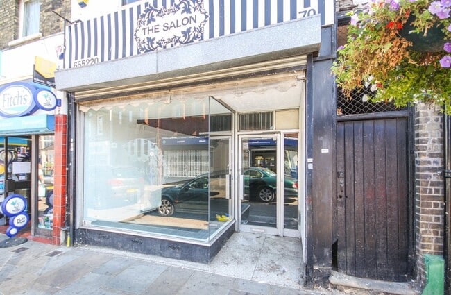 More details for 70 High St, Sheerness - Retail to Rent