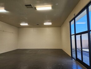 1515 E Tulare Ave, Tulare, CA for rent Interior Photo- Image 1 of 23