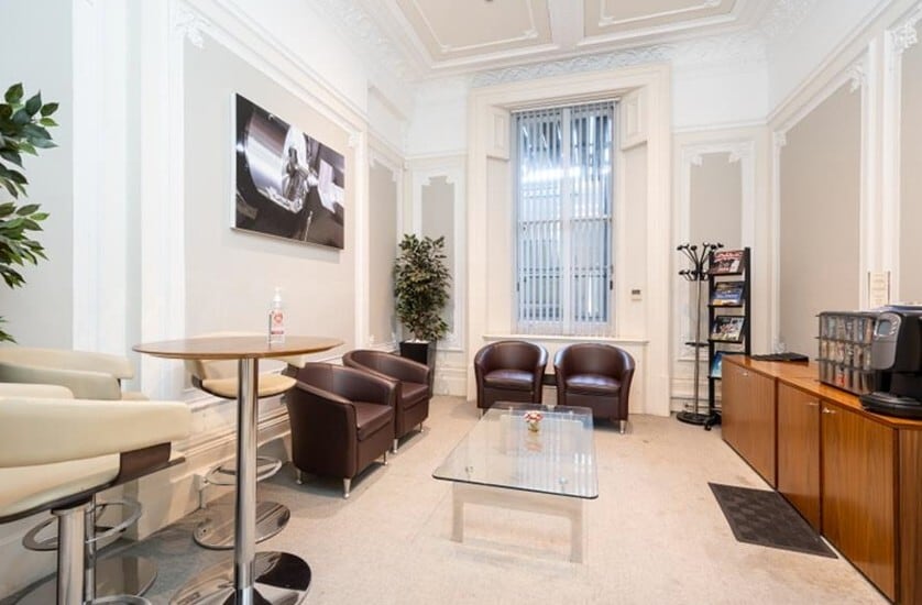 62 Bayswater Rd, London to rent Interior Photo- Image 1 of 3