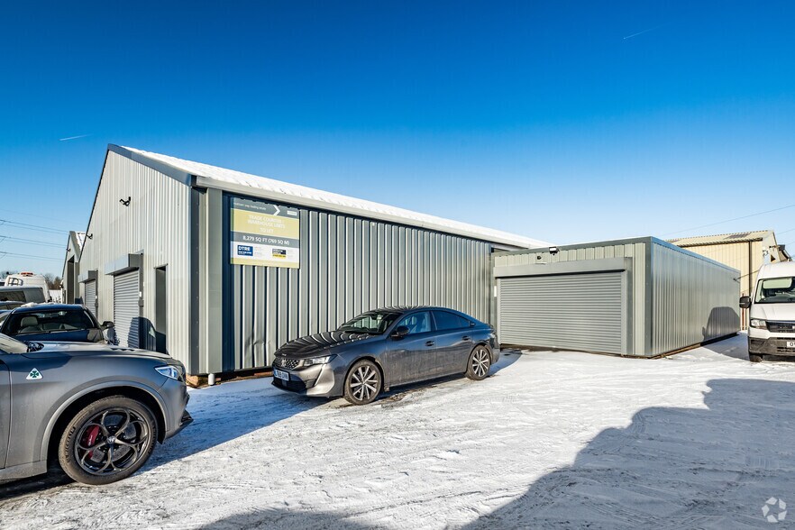 Queens Av, Macclesfield for sale - Primary Photo - Image 1 of 1