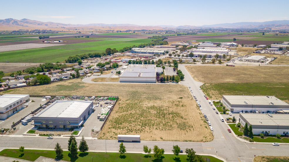 00 Bert, Hollister, CA for sale - Building Photo - Image 1 of 1