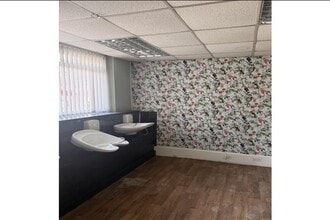 79A Russells Hall Rd, Dudley to rent Interior Photo- Image 1 of 4