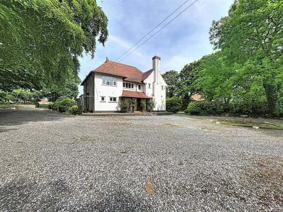 70 Rolston Rd, Hornsea for sale - Building Photo - Image 3 of 39