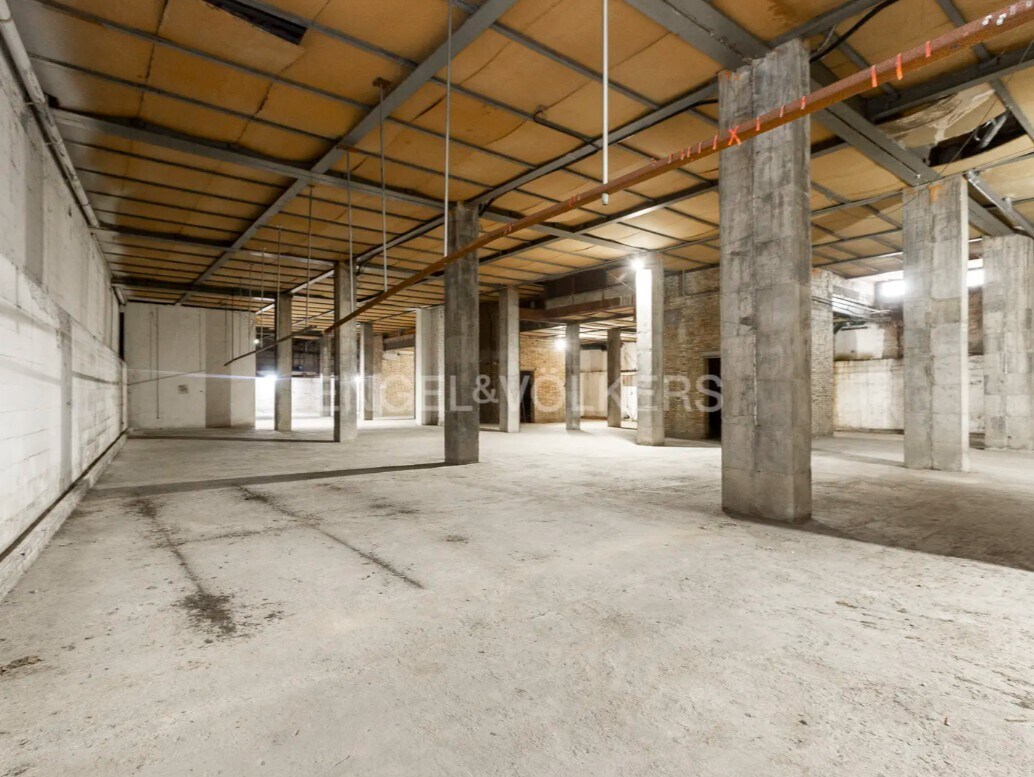 Manresa, BAR 08241 - Unit 1 -  - Interior Photo - Image 1 of 7