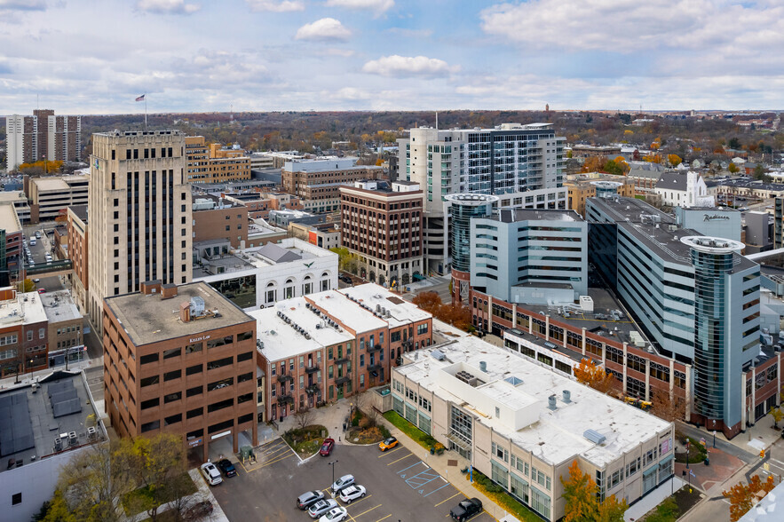 107 W Michigan Ave, Kalamazoo, MI for sale - Aerial - Image 3 of 11