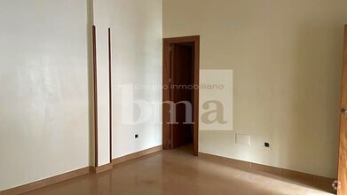 Retail in Azuqueca de Henares, Guadalajara to rent Interior Photo- Image 2 of 5