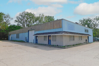 747 & 751 Orchard Lake Rd portfolio of 2 properties for sale on LoopNet.co.uk Building Photo- Image 1 of 4