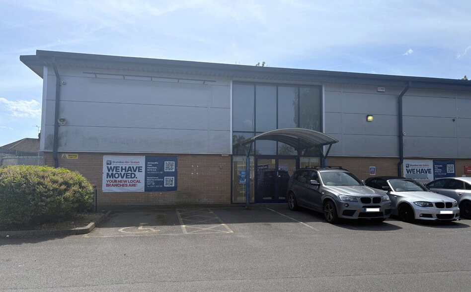 Tritton Rd, Lincoln to rent - Building Photo - Image 2 of 11