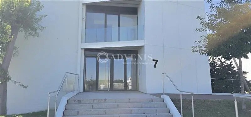 Office in Lille to rent - Building Photo - Image 3 of 6