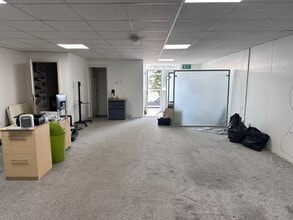 The Village Walk, Onchan to rent Interior Photo- Image 2 of 3