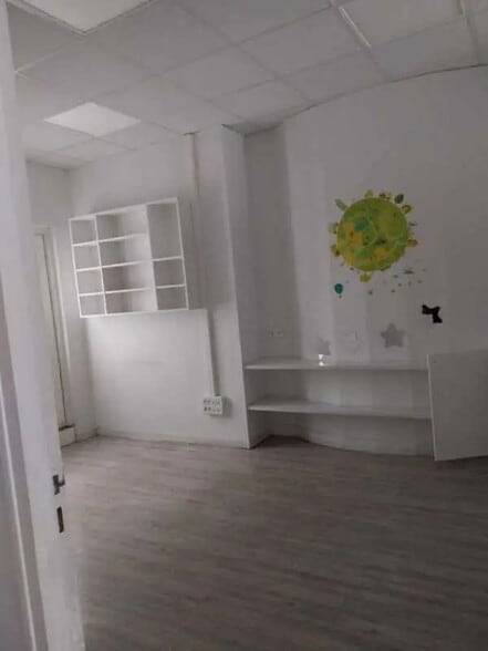 Build-to-Rent in Paris for sale - Interior Photo - Image 2 of 3