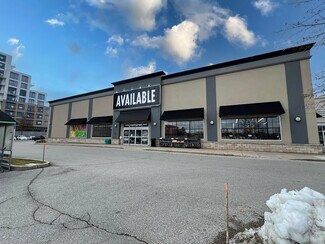 More details for 8010 Bathurst St, Vaughan, ON - Retail to Rent