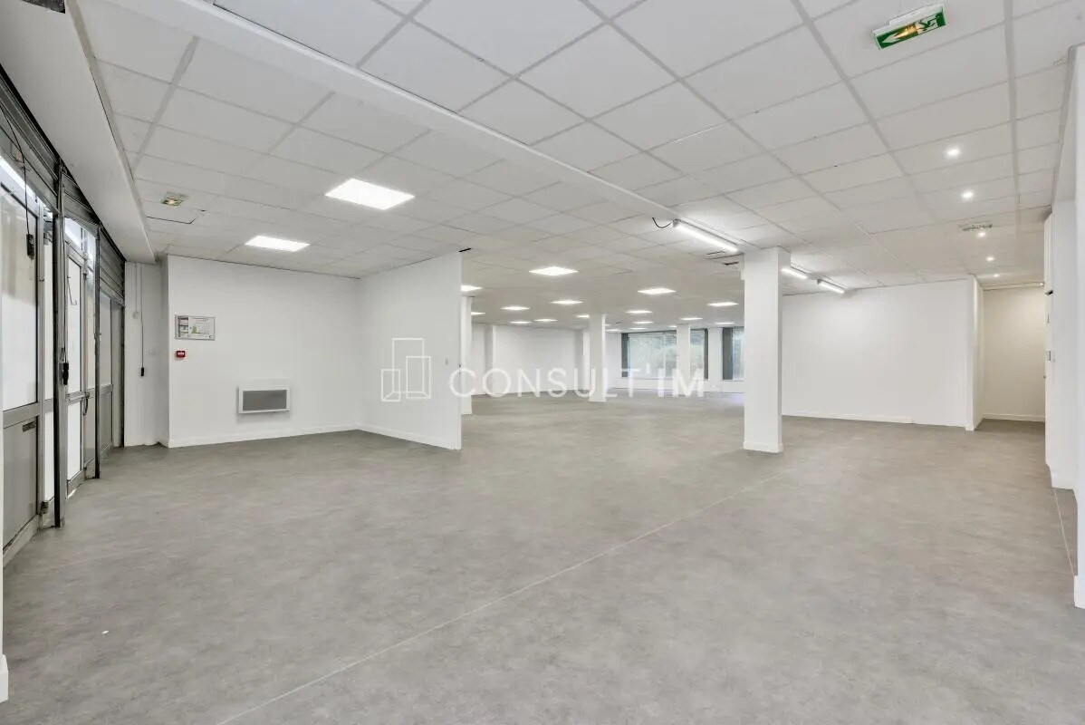 Light Industrial in Boulogne-Billancourt to rent Building Photo- Image 1 of 9