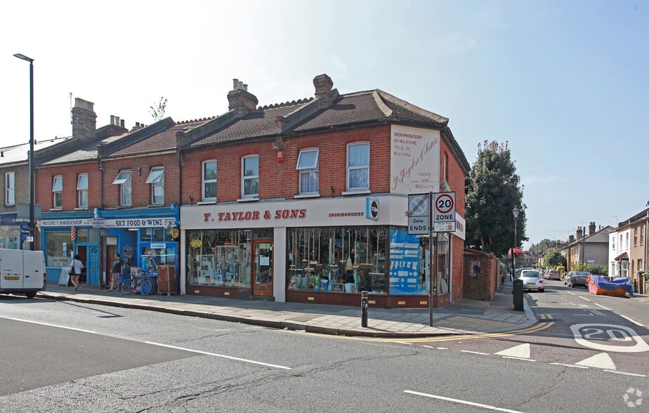1-2 The Pavement, Isleworth for sale - Primary Photo - Image 1 of 1