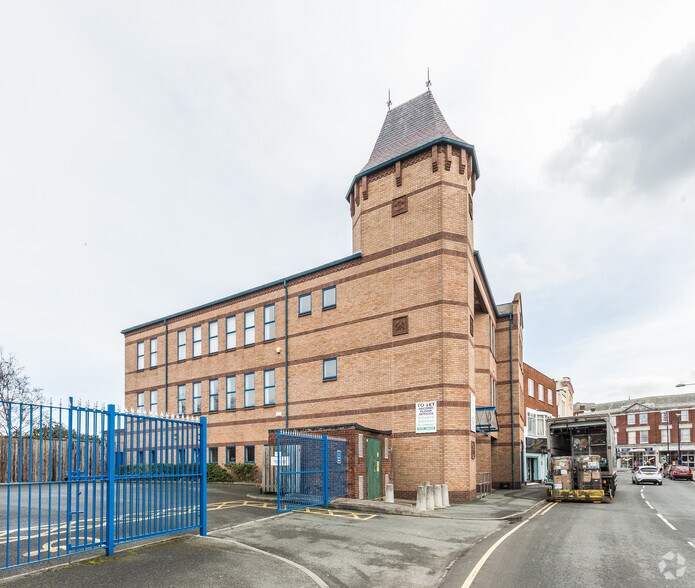 36 Princes Dr, Colwyn Bay, LL29 8LA UK