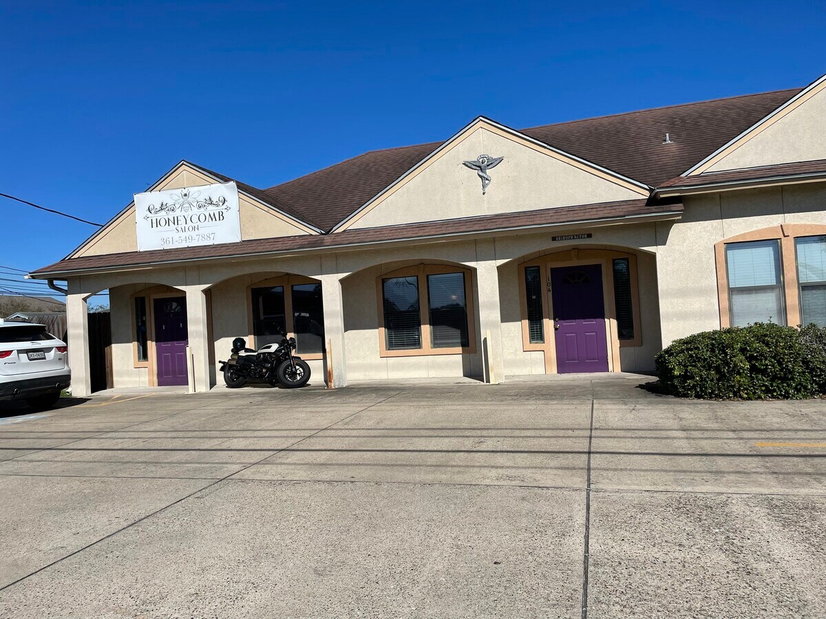 5334 Holly Rd, Corpus Christi, TX 78411 UK