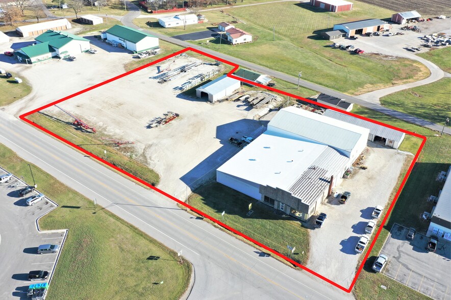 401 E Highway 24, Salisbury, MO for sale - Primary Photo - Image 1 of 1