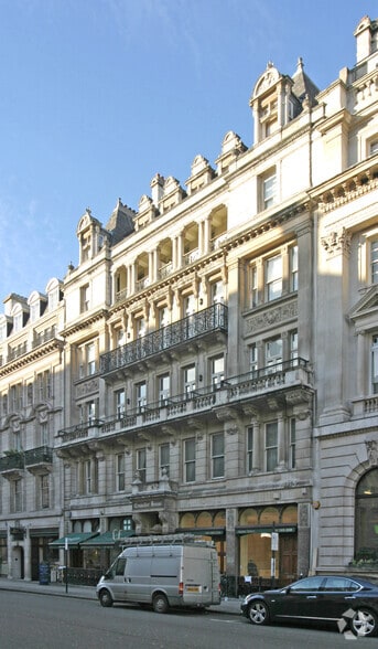13-15 Pall Mall, London for sale - Building Photo - Image 1 of 1