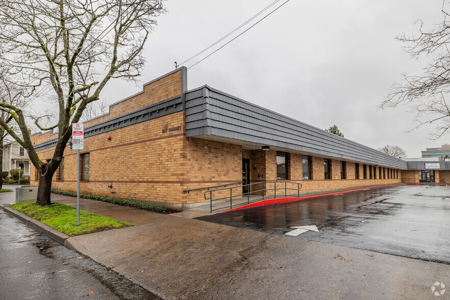 907 Harney St, Vancouver, WA to rent - Building Photo - Image 3 of 4