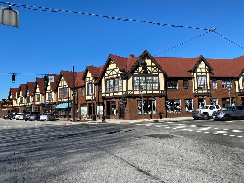 106-128 N Avondale Rd, Avondale Estates, GA for rent - Building Photo - Image 1 of 9