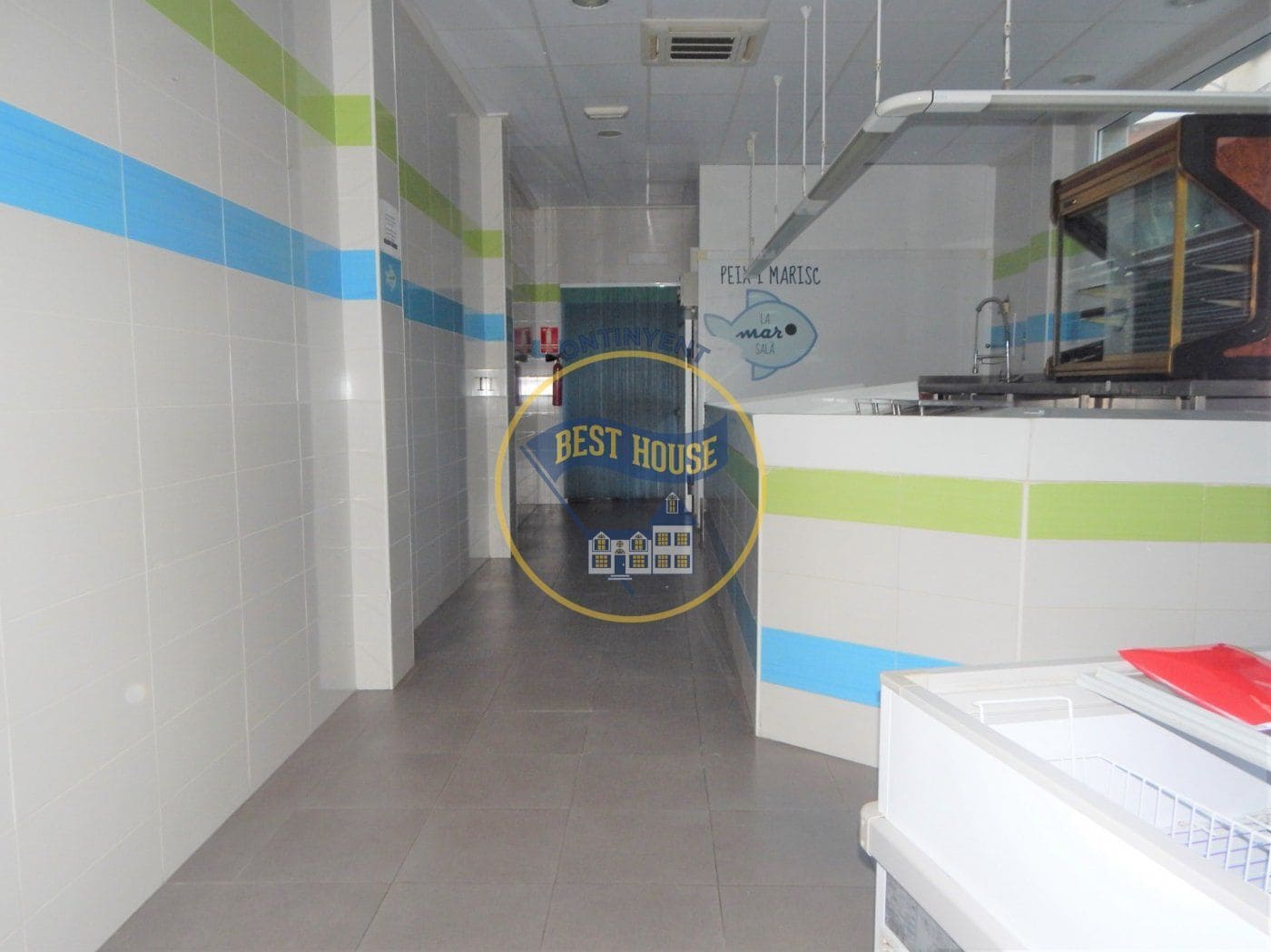Retail in L'Olleria to rent Building Photo- Image 1 of 6