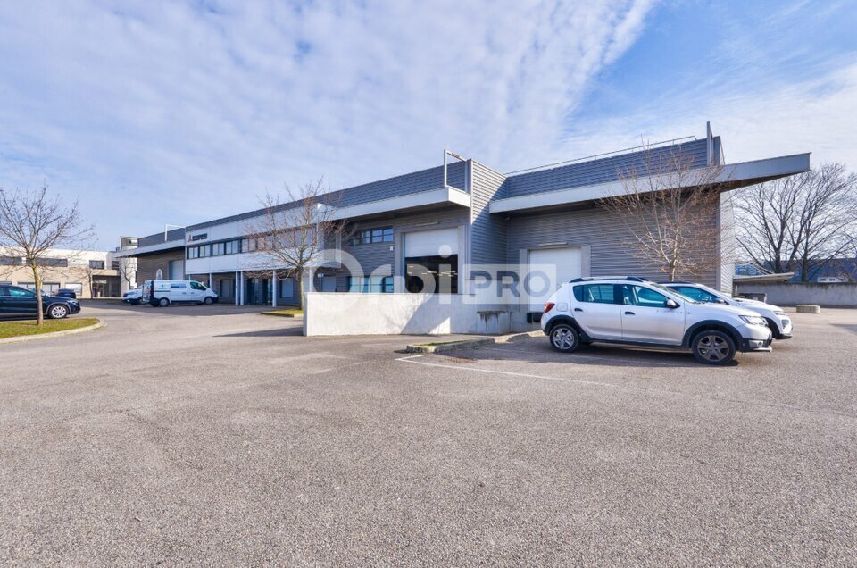 151 B Route De Grenoble, Saint-Priest to rent Building Photo- Image 1 of 13