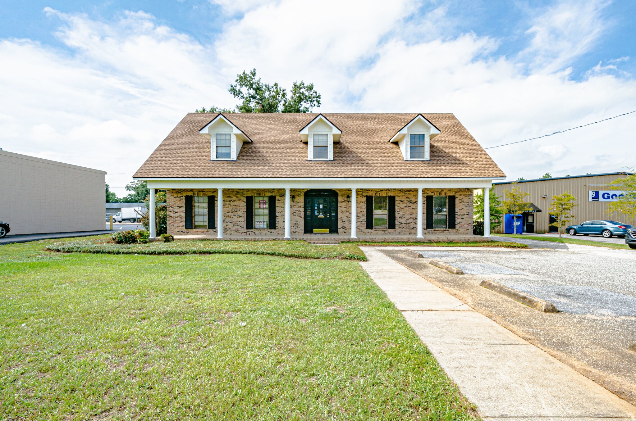 7355 Airport Blvd, Mobile, AL for sale Building Photo- Image 1 of 1
