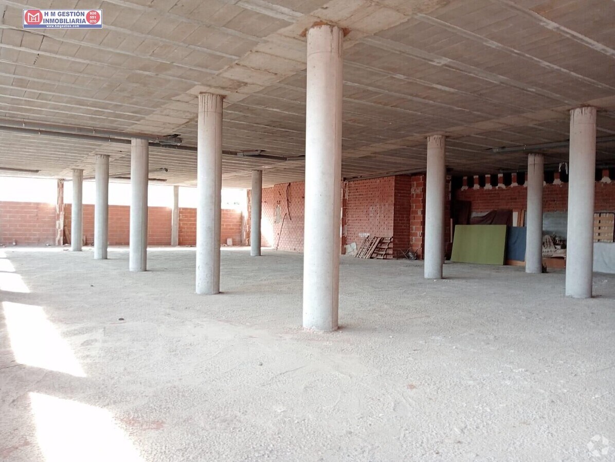 Madridejos, TOL 45710 - - - Interior Photo - Image 2 of 3