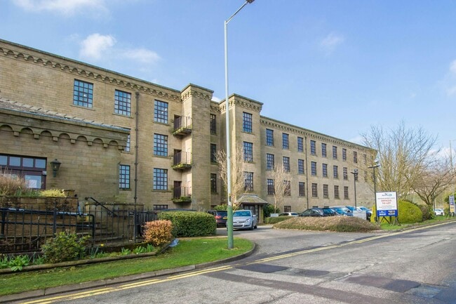More details for New Hall Hey Rd, Rossendale - Office to Rent