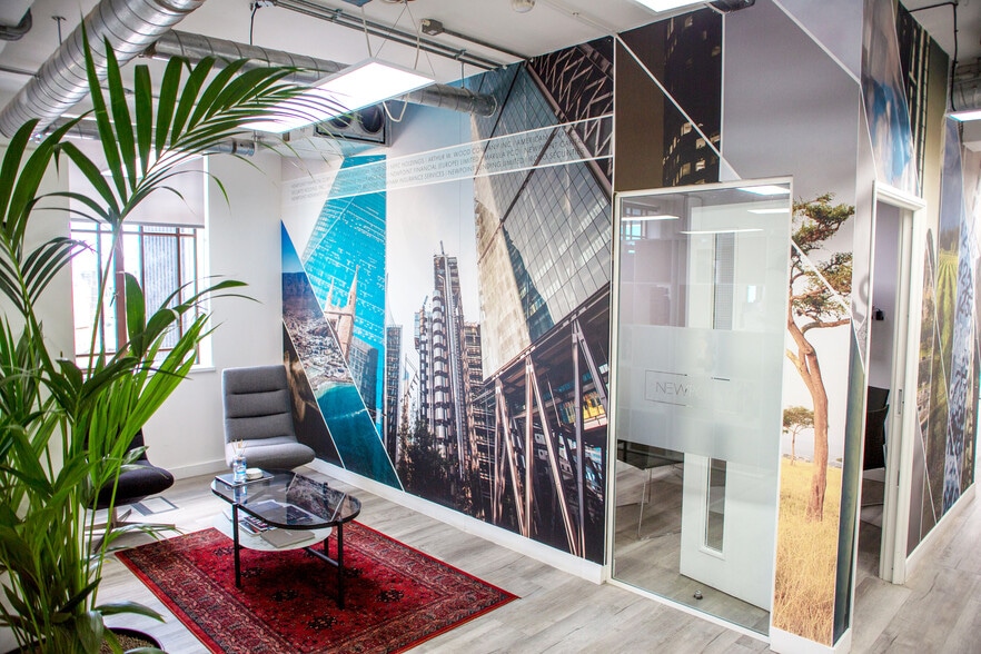 17 Bevis Marks, London to rent - Building Photo - Image 3 of 10