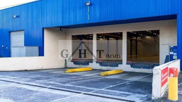 Industrial in Gonesse to rent - Building Photo - Image 3 of 14