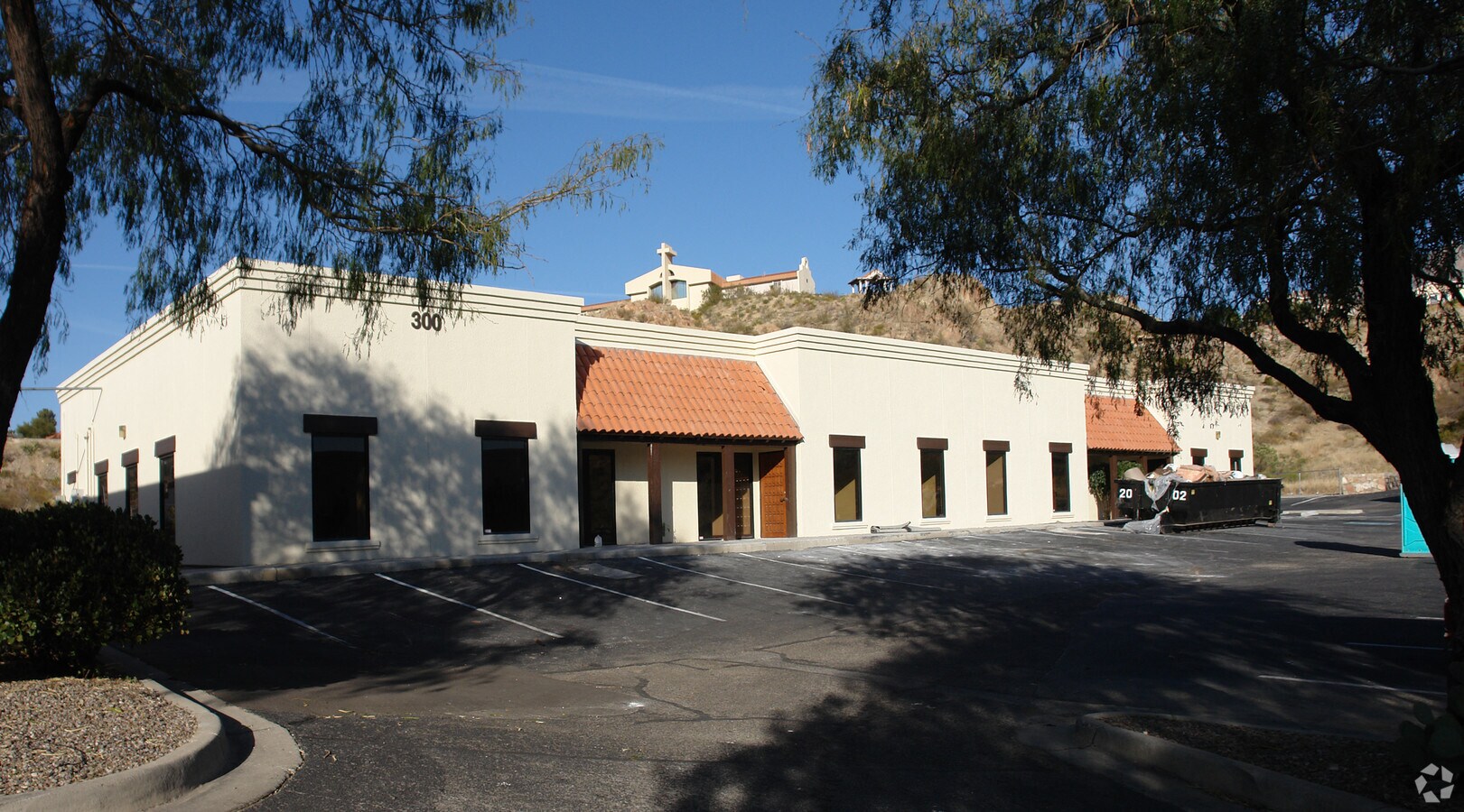 7100 Westwind Dr, El Paso 79912 UK