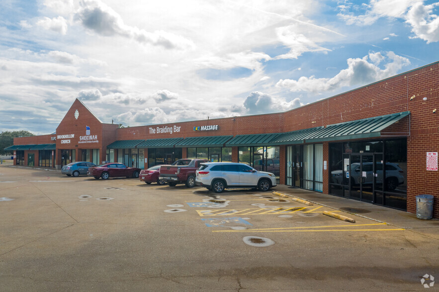 5747 Samuell Blvd, Dallas, TX for sale - Building Photo - Image 2 of 3