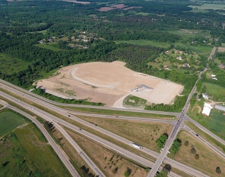 Old US 23, Hartland, MI for rent - Aerial - Image 3 of 15