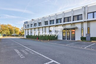 More details for 1 Avenue De La Petite Montagne, Évry-Courcouronnes - Light Industrial to Rent