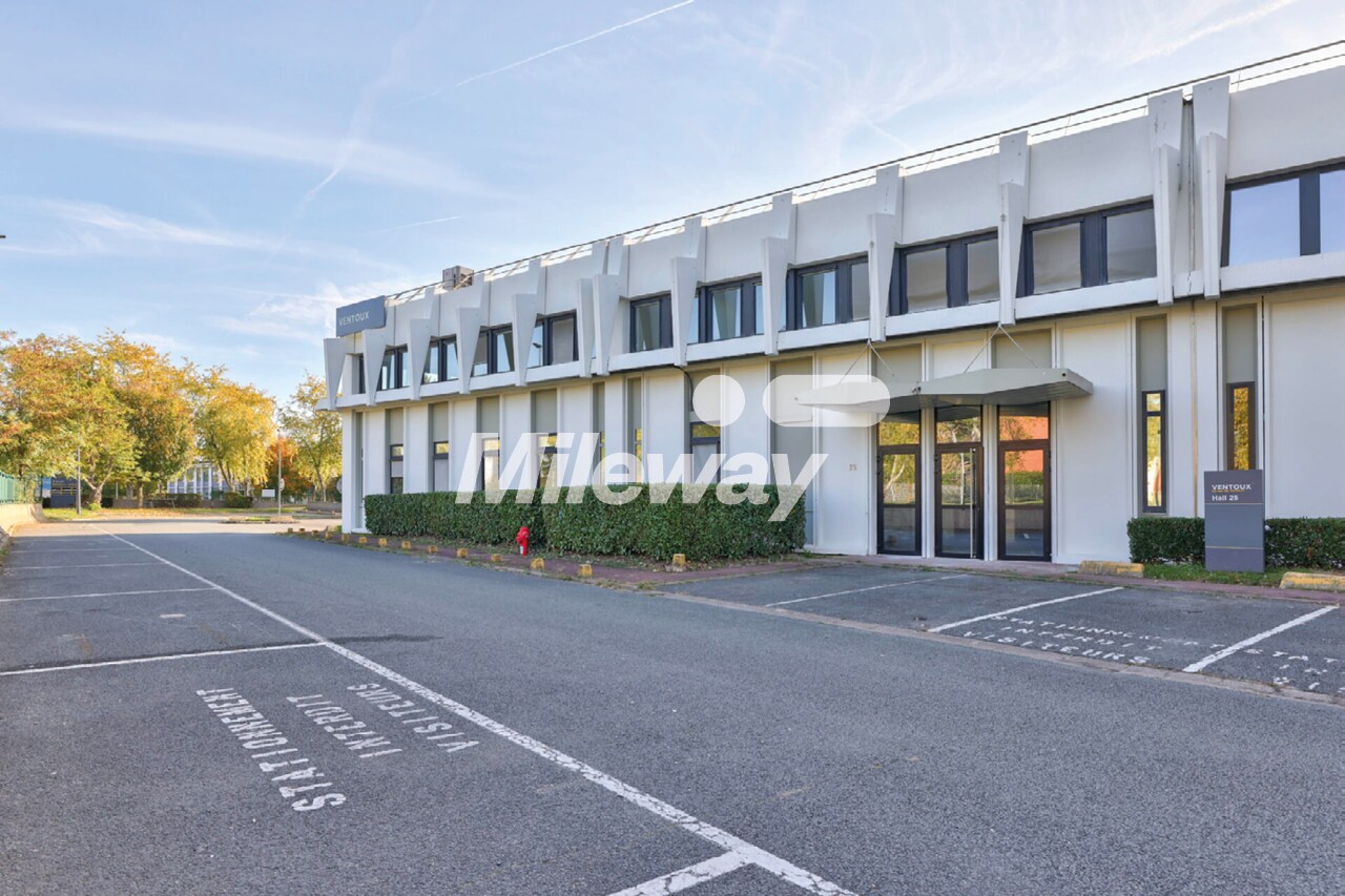 1 Avenue De La Petite Montagne, Évry-Courcouronnes to rent Building Photo- Image 1 of 14