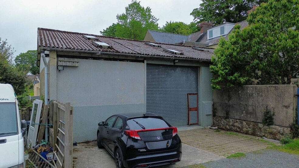 26B North Crescent, Haverfordwest for sale - Building Photo - Image 2 of 5