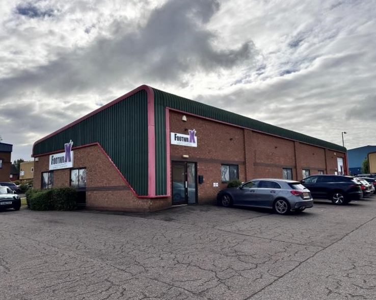 Eastboro Ct, Nuneaton for rent - Building Photo - Image 1 of 1