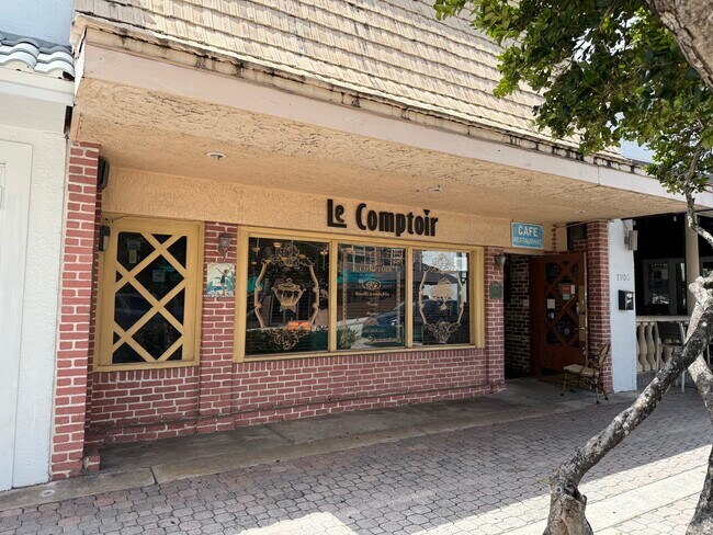 More details for 1902 Harrison St, Hollywood, FL - Retail to Rent