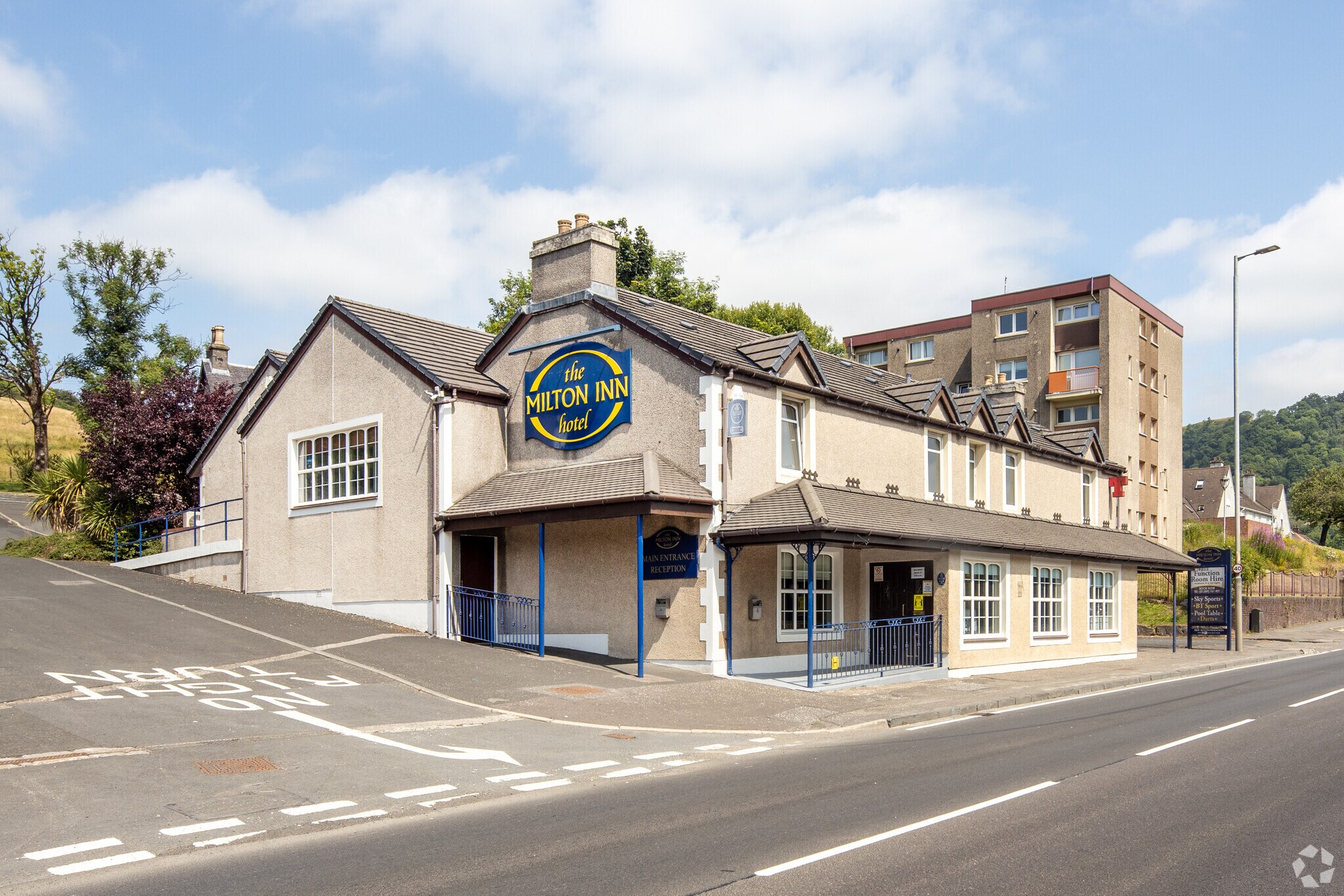 1 Milton, Dumbarton for sale Primary Photo- Image 1 of 1