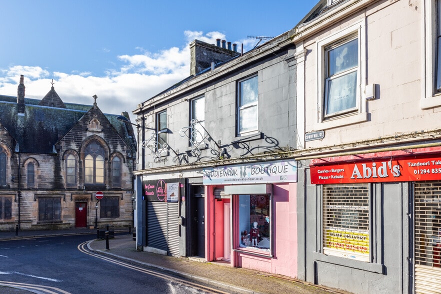 5-7 The Cross, Dalry for sale - Building Photo - Image 2 of 2
