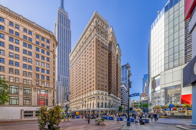 More details for 50 W 34th St, New York, NY - Retail to Rent
